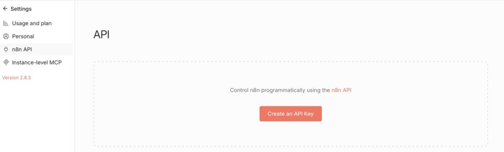 Die Seite API in den Settings von n8n: links ist n8n API gewählt, in der Mitte der Knopf Create an API Key.